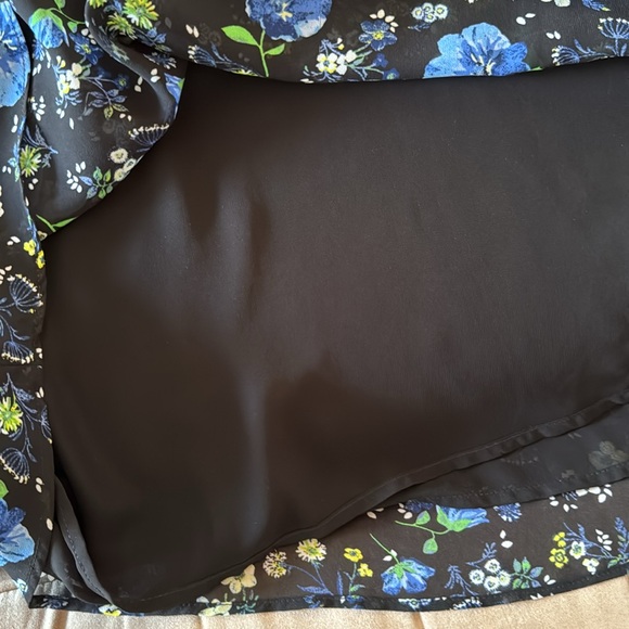 BANANA REPUBLIC. Chic, Long-Sleeve, Black & Blue Floral Dress. Size S. L… - Picture 6 of 11